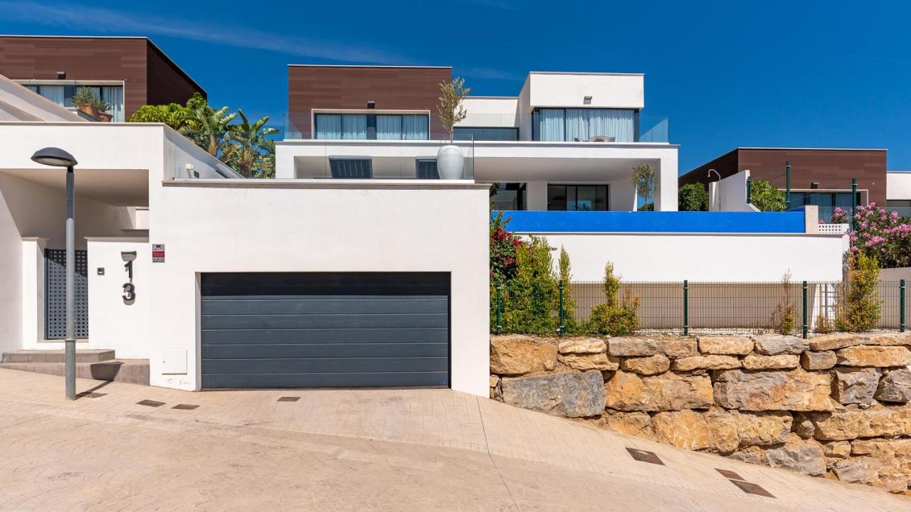3 Bed Dream With Pool & Panormaic Sea Views Villa *