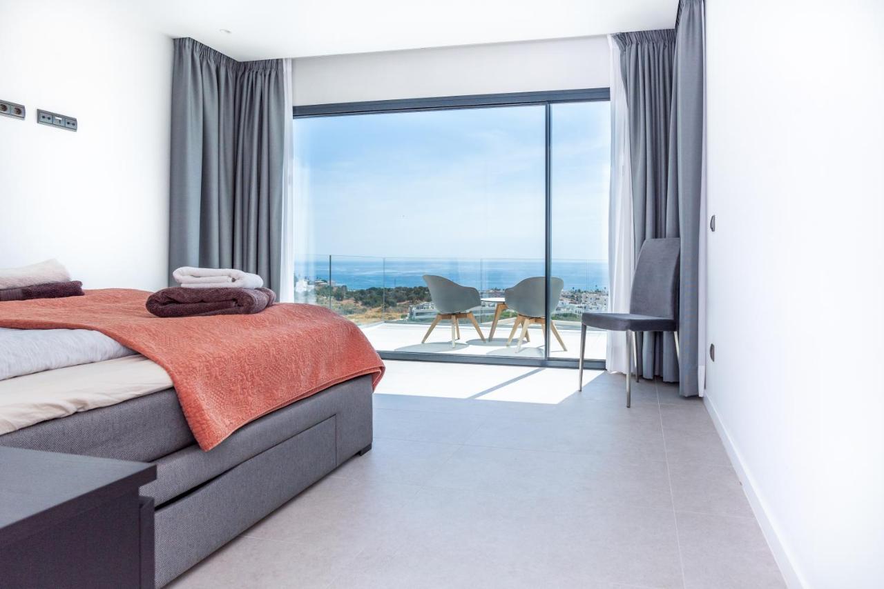 Villaer 3 Bed Dream With Pool & Panormaic Sea Views *